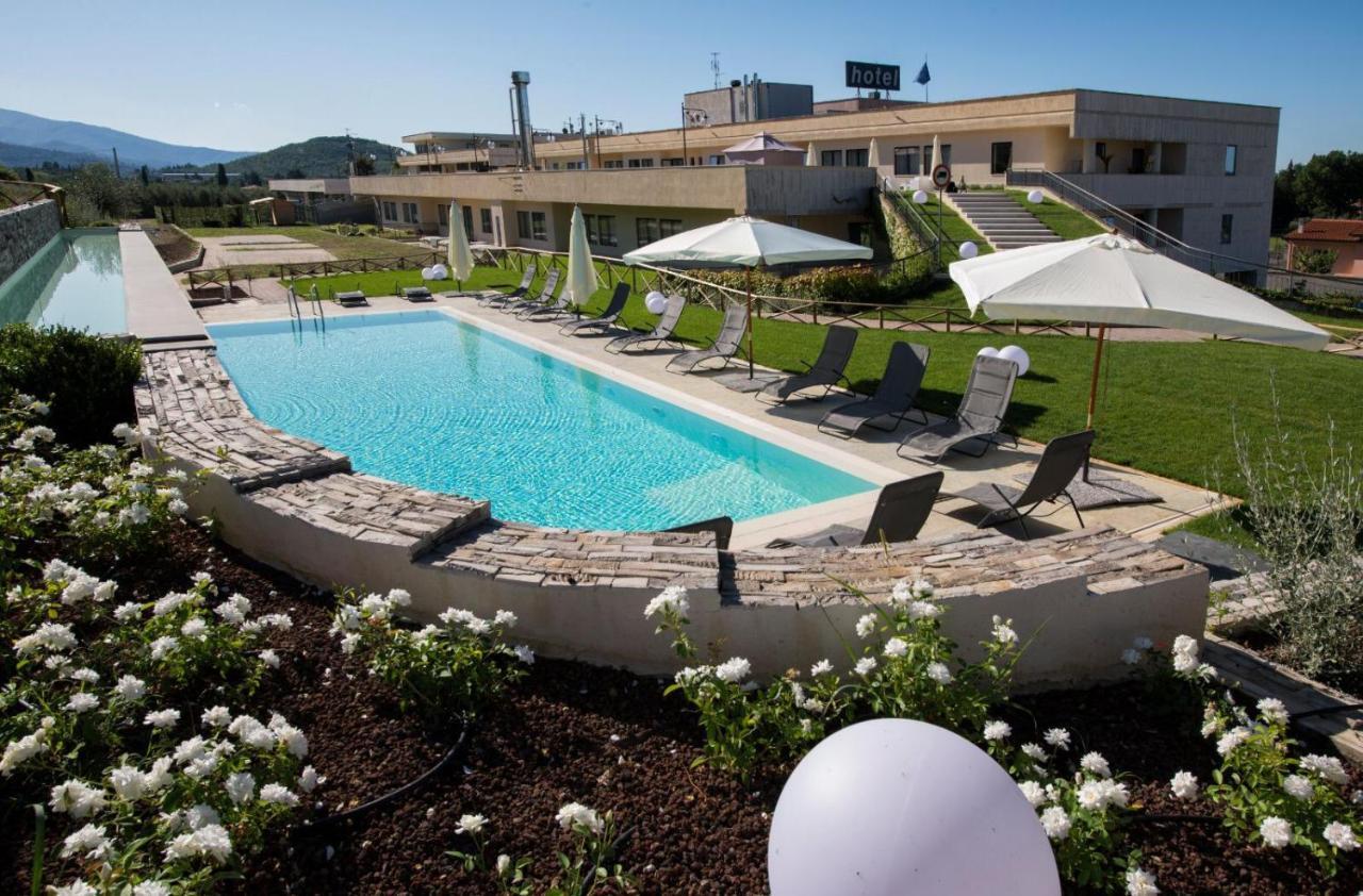 Hotel Planet Arezzo Exterior photo
