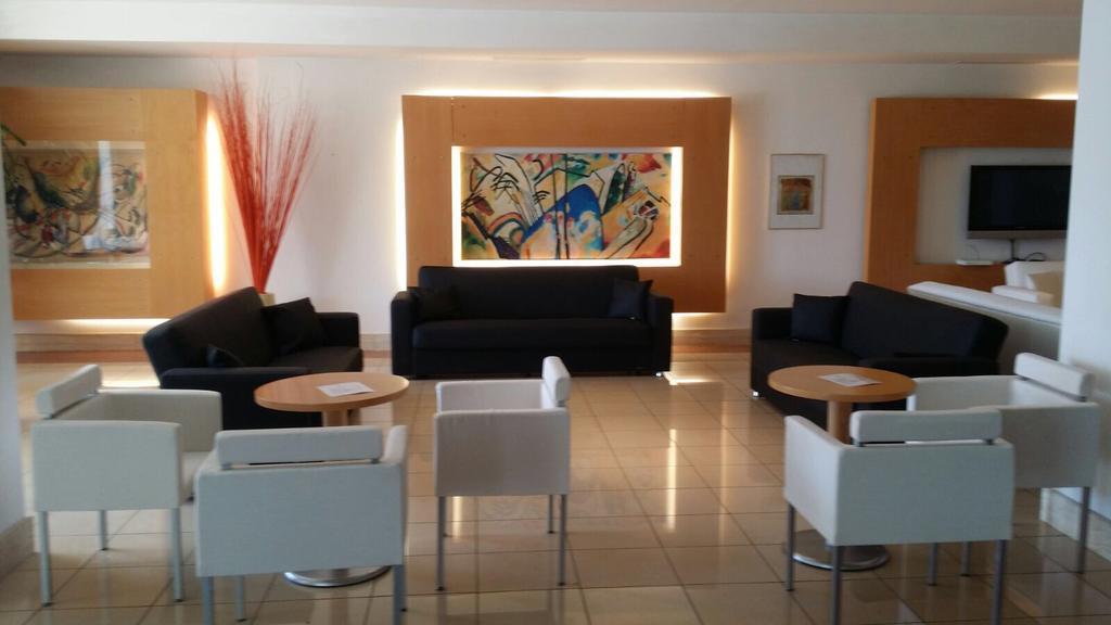 Hotel Planet Arezzo Exterior photo