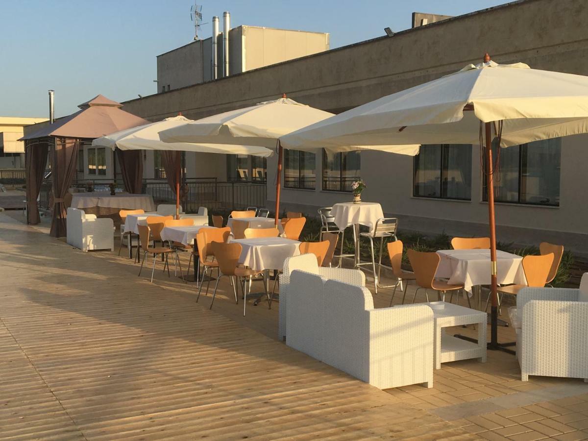 Hotel Planet Arezzo Exterior photo